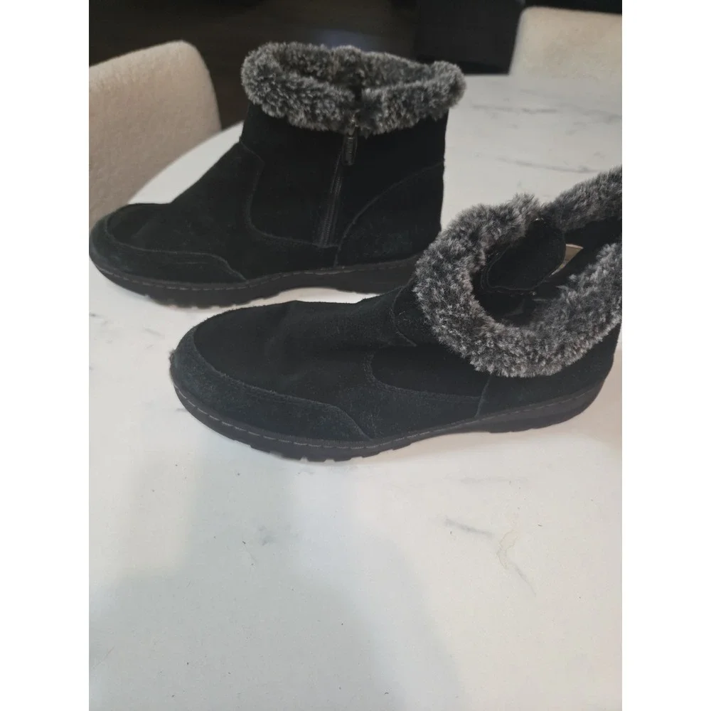 Khombu Iris Women 10m Winter Snow Boots Black Suede Faux Fur Side Zip...